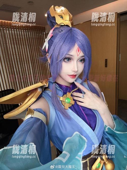 露儿大魔王 露儿大魔王的校园探险,cos更新好像在说:“看,这才是我!”